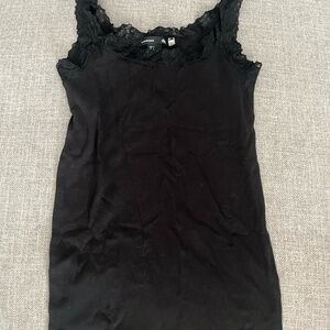 Trendy Y2k inspired Tank top (Size: S) - Perfect for Summer!